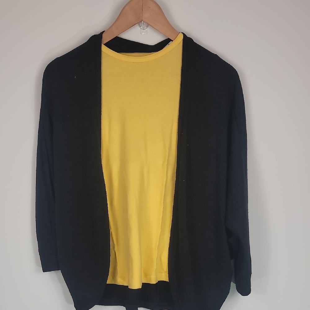 GAP Women's Black Cardigan and Yellow Shirt Bundle